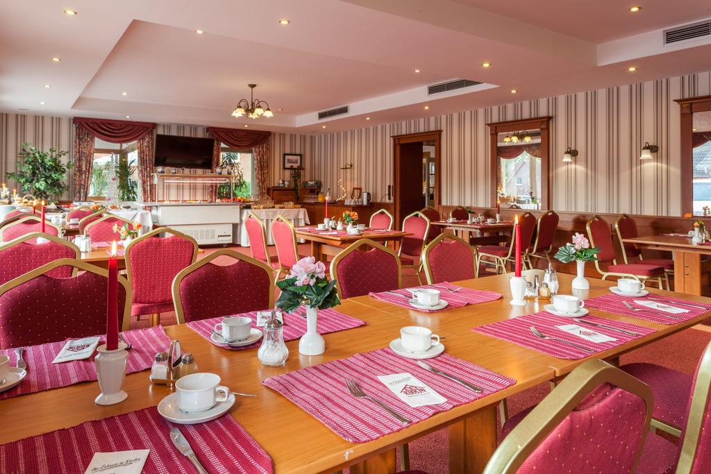 Landhotel Zur Linde Verden an der Aller Bagian luar foto